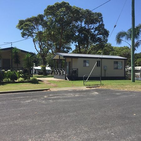 Clarence Head Caravan Park Алюка Екстериор снимка
