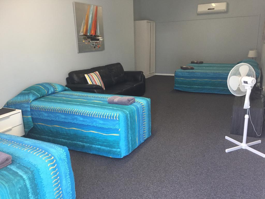 Clarence Head Caravan Park Алюка Екстериор снимка