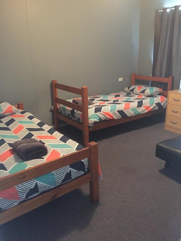 Clarence Head Caravan Park Алюка Екстериор снимка