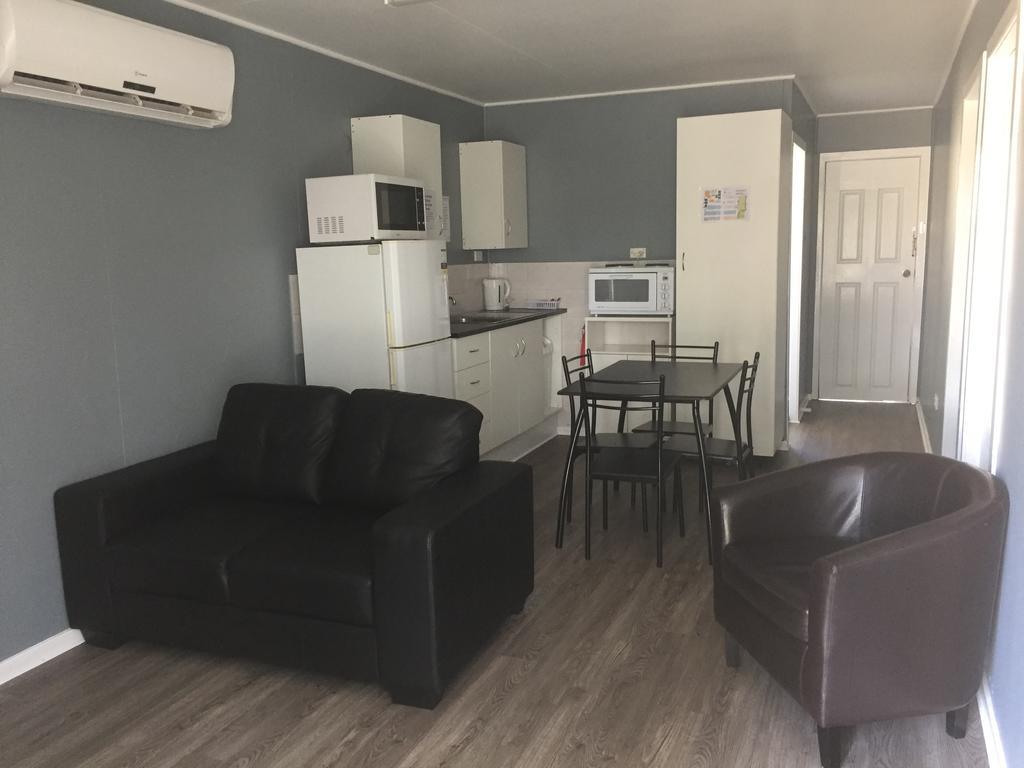 Clarence Head Caravan Park Алюка Екстериор снимка